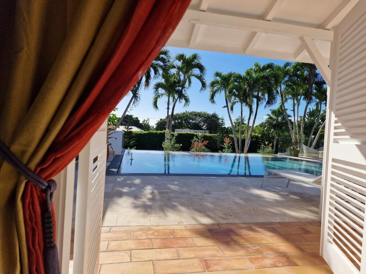 Appartements De Luxe . Propriete De Luxe Baie Mahault Eksteriør billede